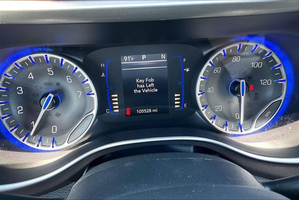 2024 Chrysler Voyager LX