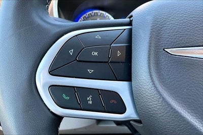 2024 Chrysler Voyager LX