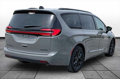 2025 Chrysler Pacifica Limited