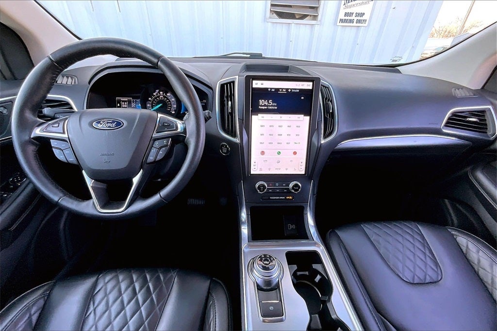 2024 Ford Edge Titanium