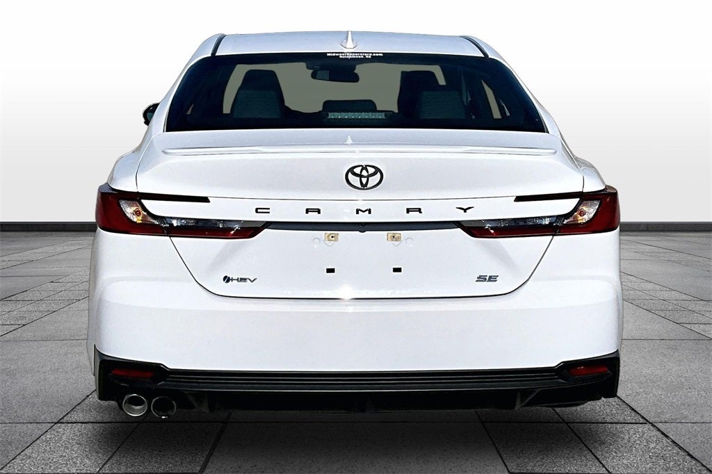 2025 Toyota Camry SE