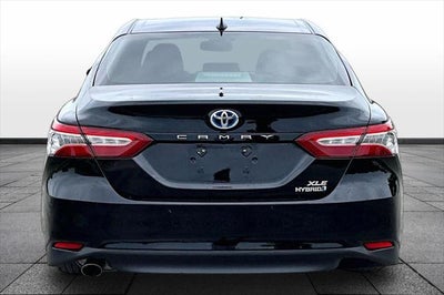 2020 Toyota Camry Hybrid XLE
