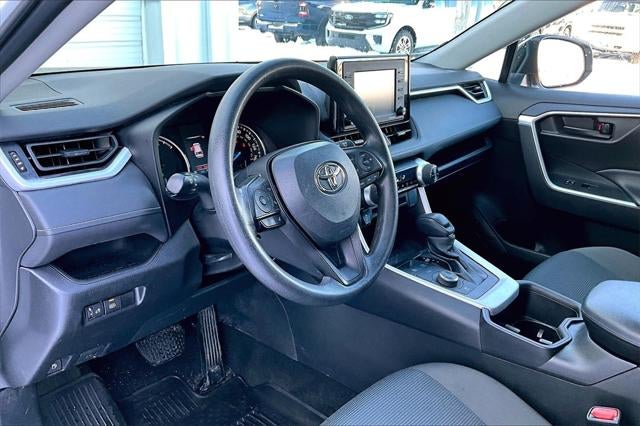 2022 Toyota RAV4 Hybrid LE