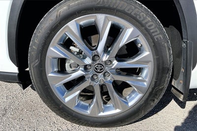 2024 Toyota Highlander Platinum