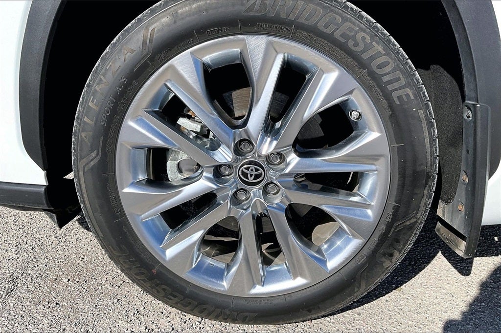 2024 Toyota Highlander Platinum