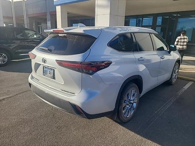 2024 Toyota Highlander Platinum