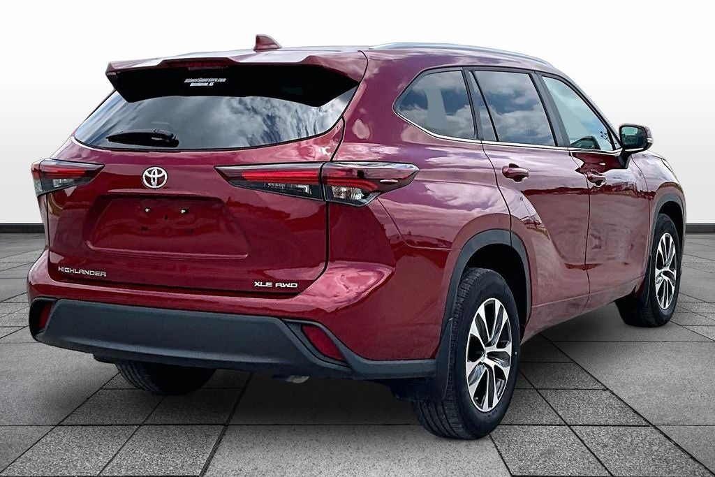 2024 Toyota Highlander XLE