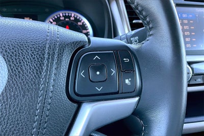 2016 Toyota Highlander XLE V6