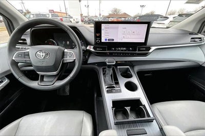 2025 Toyota Sienna XLE 7 Passenger