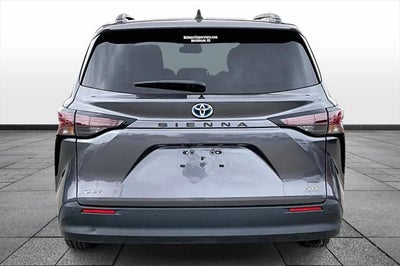 2025 Toyota Sienna XLE 7 Passenger