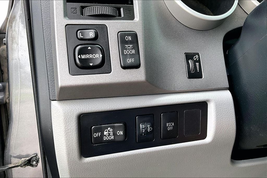 2011 Toyota Tundra Grade CrewMax