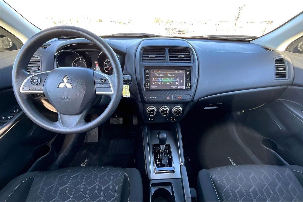 2025 Mitsubishi Outlander Sport Base