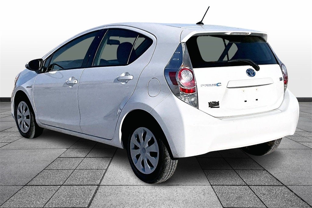 2013 Toyota Prius c Two