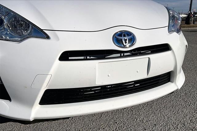 2013 Toyota Prius c Two