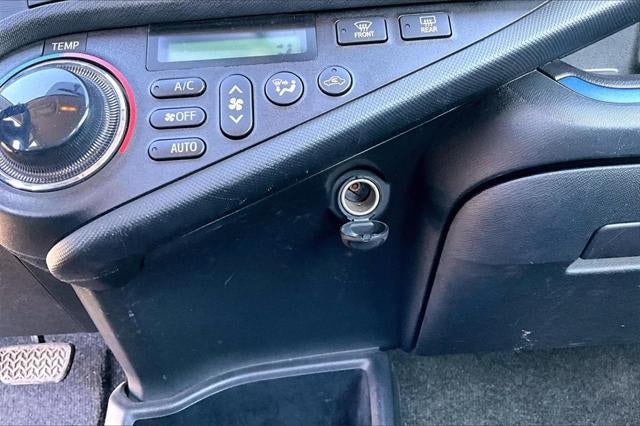 2013 Toyota Prius c Two