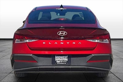 2025 Hyundai Elantra SEL Sport