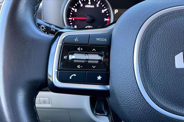 2024 Kia Carnival LX