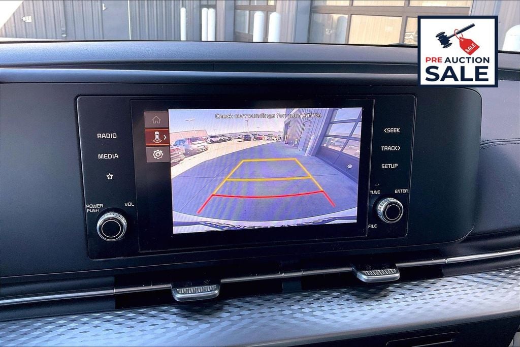 2024 Kia Carnival LX