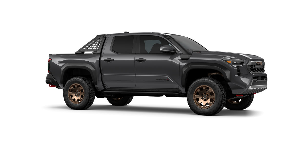 2026 Toyota Tacoma i-FORCE MAX Tacoma Trailhunter