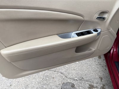 2011 Chrysler 200 Limited