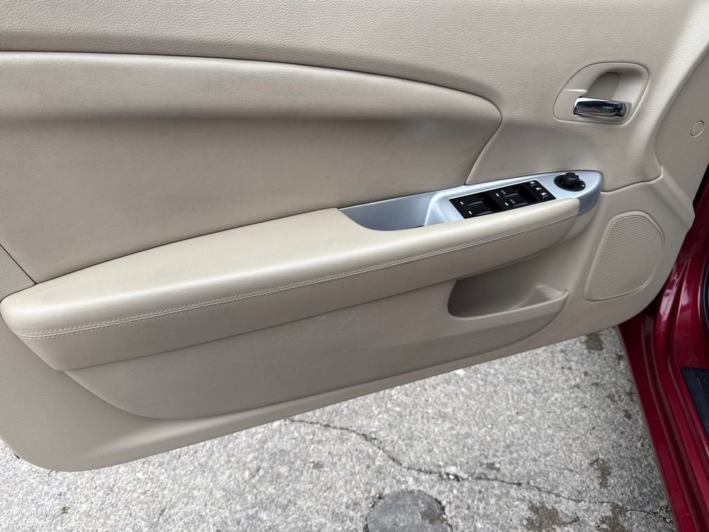 2011 Chrysler 200 Limited