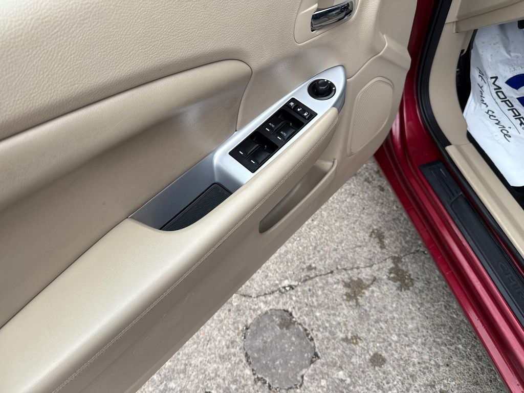 2011 Chrysler 200 Limited