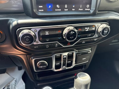 2023 Jeep Wrangler 4-Door Sahara