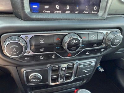 2023 Jeep Wrangler 4-Door Sahara