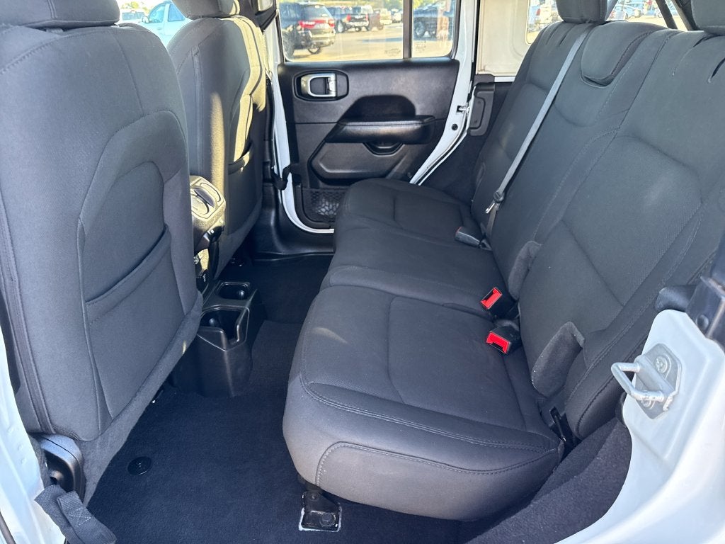 2022 Jeep Wrangler Unlimited Sahara 4x4
