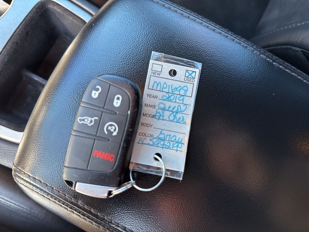 2019 Jeep Grand Cherokee Altitude 4x2