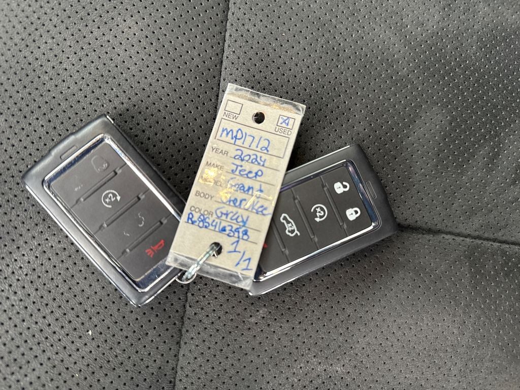 2024 Jeep Grand Cherokee Altitude 4x2