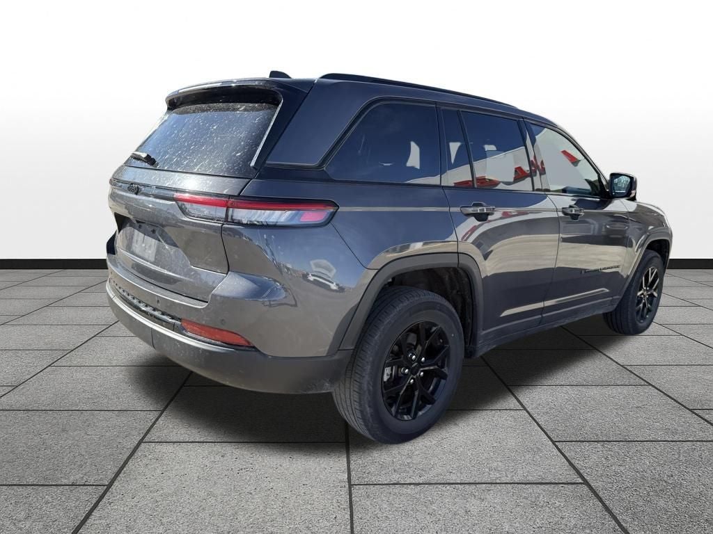 2024 Jeep Grand Cherokee Altitude 4x2