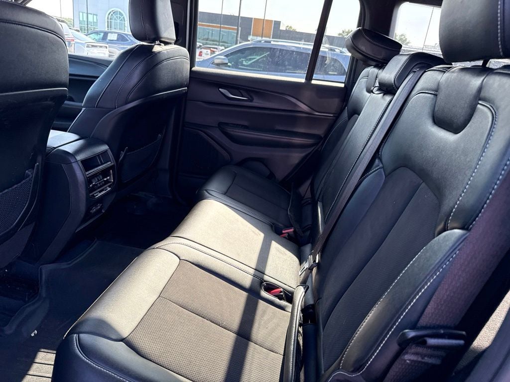 2023 Jeep Grand Cherokee Altitude 4x4