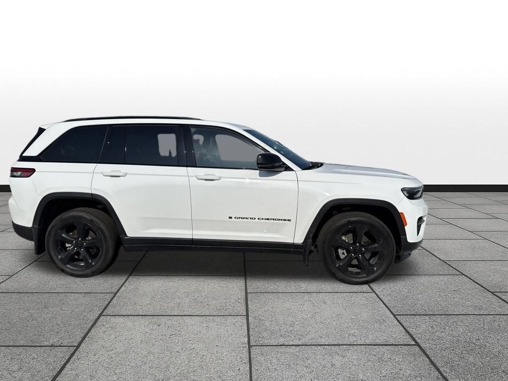 2023 Jeep Grand Cherokee Altitude 4x4