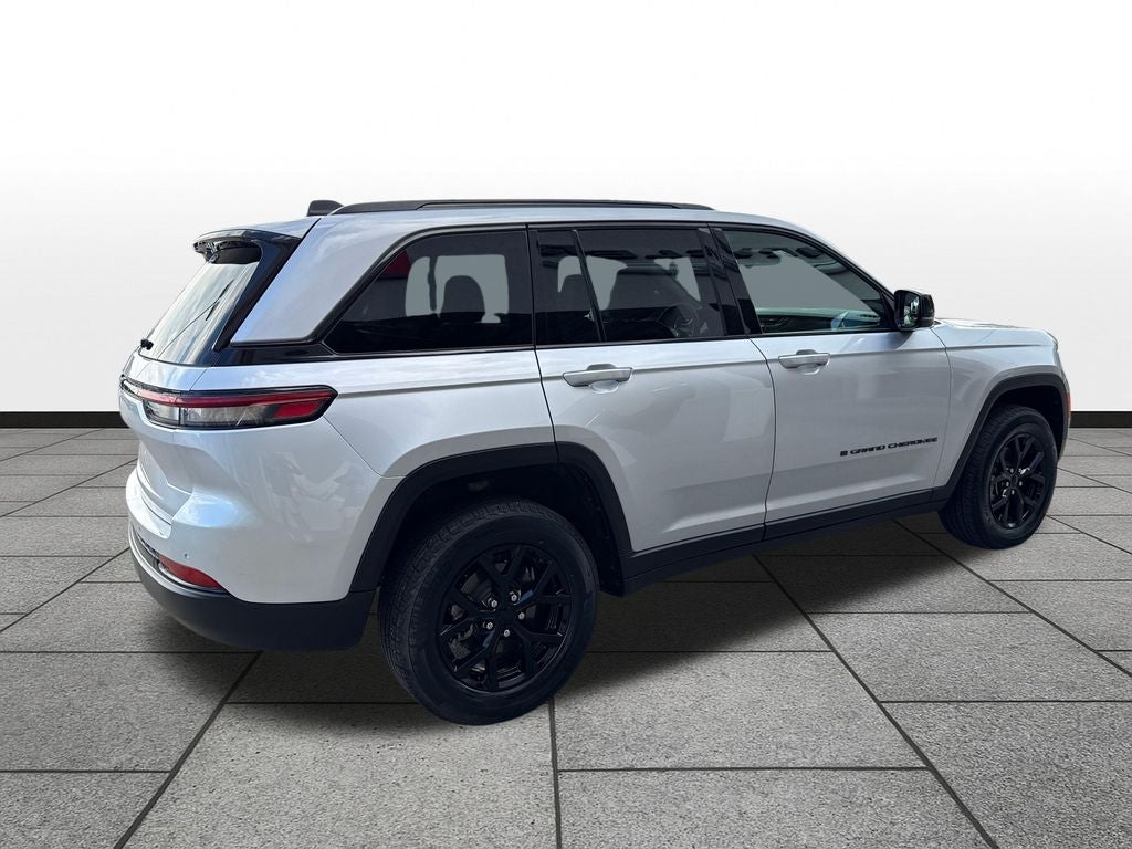 2025 Jeep Grand Cherokee Altitude X 4x4