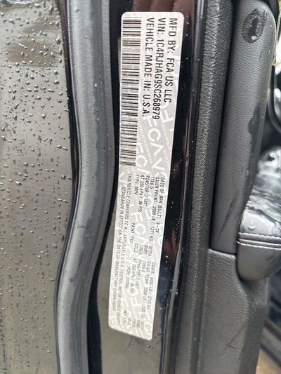 2025 Jeep Grand Cherokee Laredo 4x4