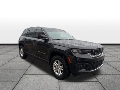 2025 Jeep Grand Cherokee Laredo 4x4