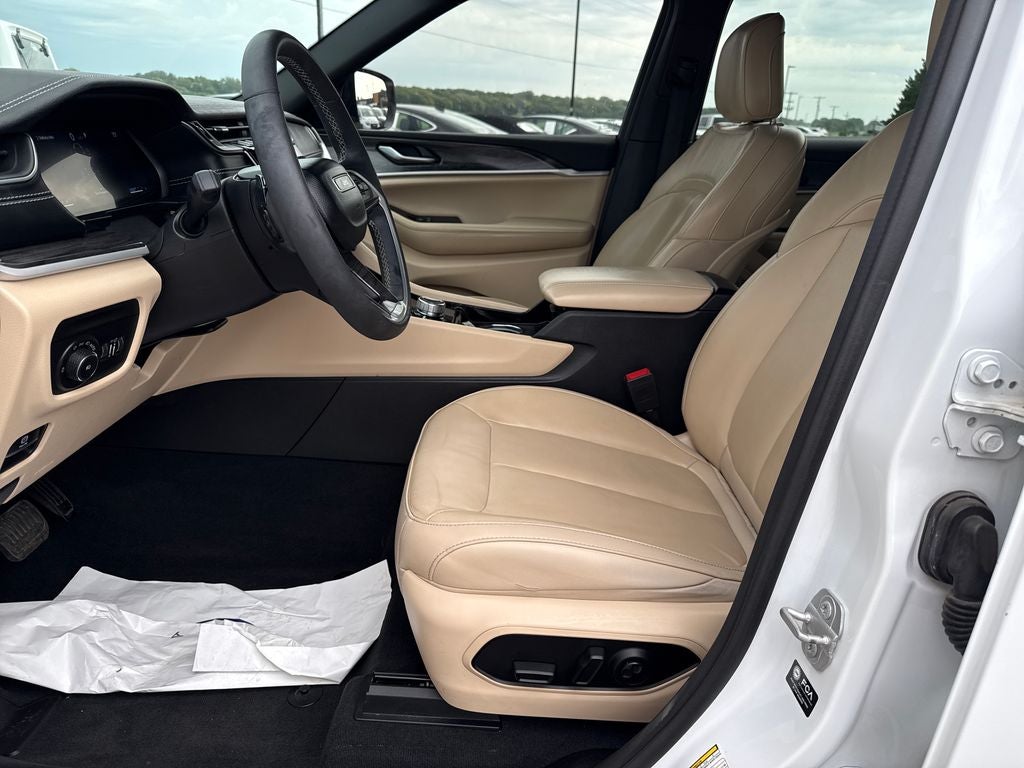 2023 Jeep Grand Cherokee L Limited 4x4