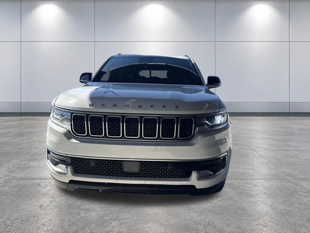 2023 Jeep Wagoneer Base