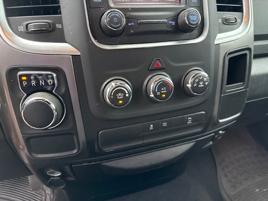 2021 RAM 1500 Classic Warlock Quad Cab 4x2 6'4' Box