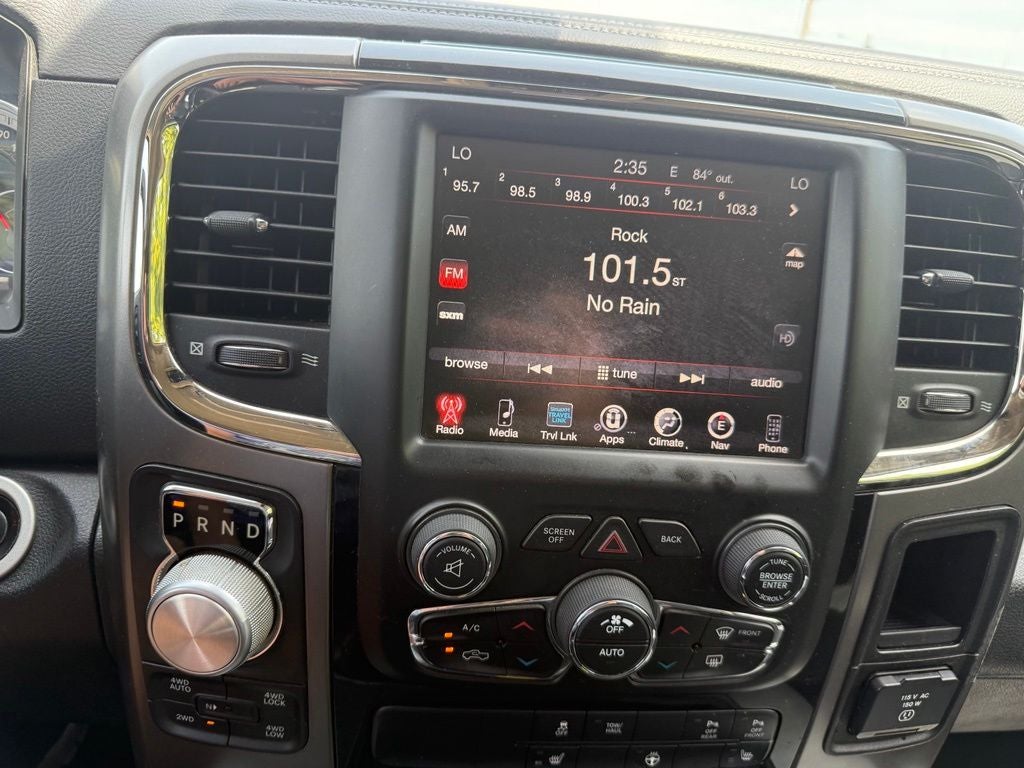 2017 RAM 1500 Night Crew Cab 4x4 6'4' Box