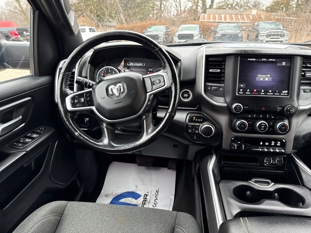 2020 RAM 1500 Big Horn Crew Cab 4x4 5'7' Box