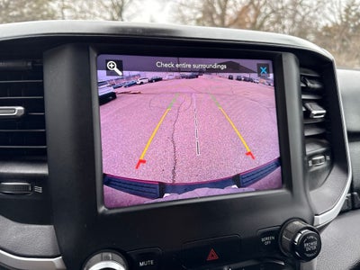 2020 RAM 1500 Big Horn Crew Cab 4x4 5'7' Box