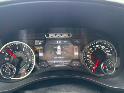 2021 RAM 1500 Laramie Crew Cab 4x4 5'7' Box