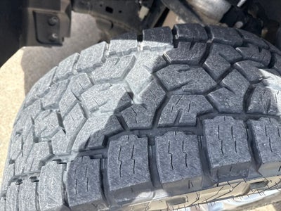 2020 RAM 1500 Laramie Longhorn Crew Cab 4x4 5'7' Box