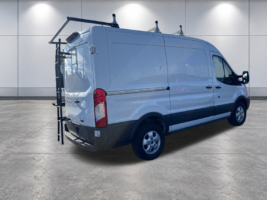 2018 Ford Transit-250 Base