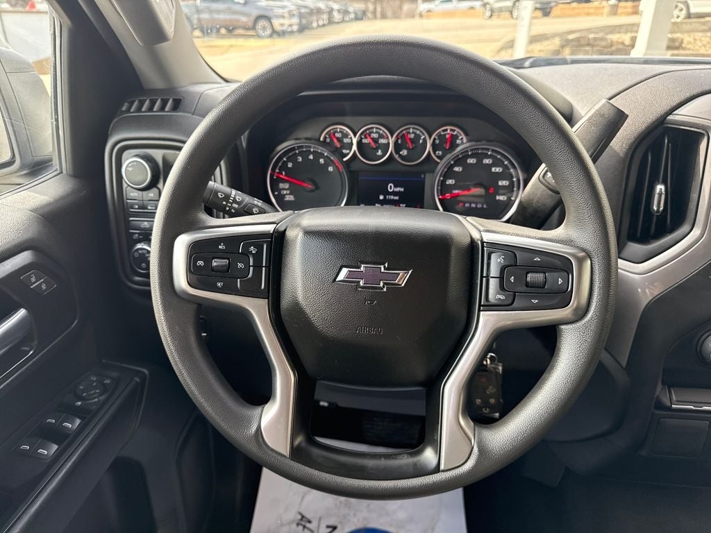 2022 Chevrolet Silverado 1500 LTD 4WD Double Cab Standard Bed Custom