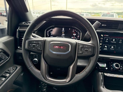 2025 GMC Sierra 2500HD 4WD Crew Cab Standard Bed AT4