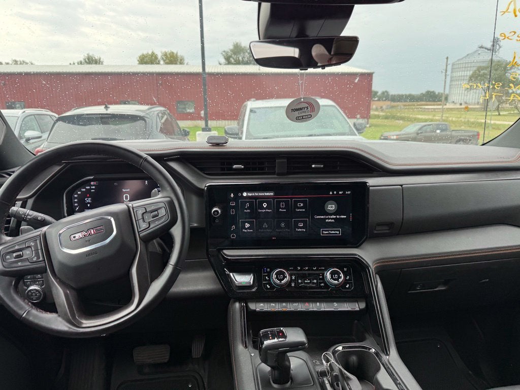 2025 GMC Sierra 1500 4WD Crew Cab Short Box AT4