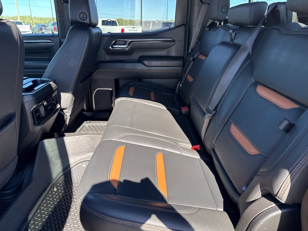 2025 GMC Sierra 1500 4WD Crew Cab Short Box AT4